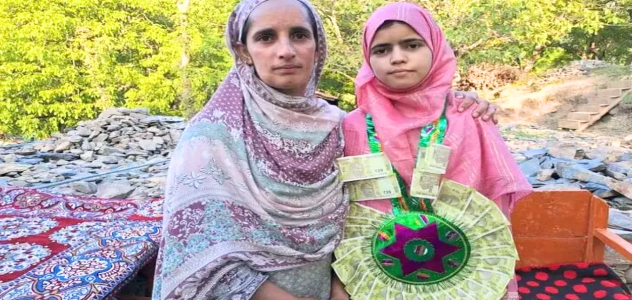 बारावीच्या परीक्षेत ५०० पैकी ४६३ गुण मिळवलेली काश्मीरची शबनम सादिक